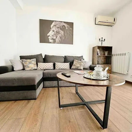 Les Naiades ז'ואן-לה-פינס